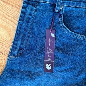 GLORIA VANDERBILT Denim Jeans